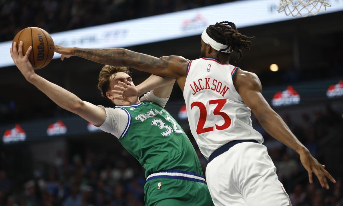 Cooper Flagg's Dobule-Double In Mavericks' Overtime Loss