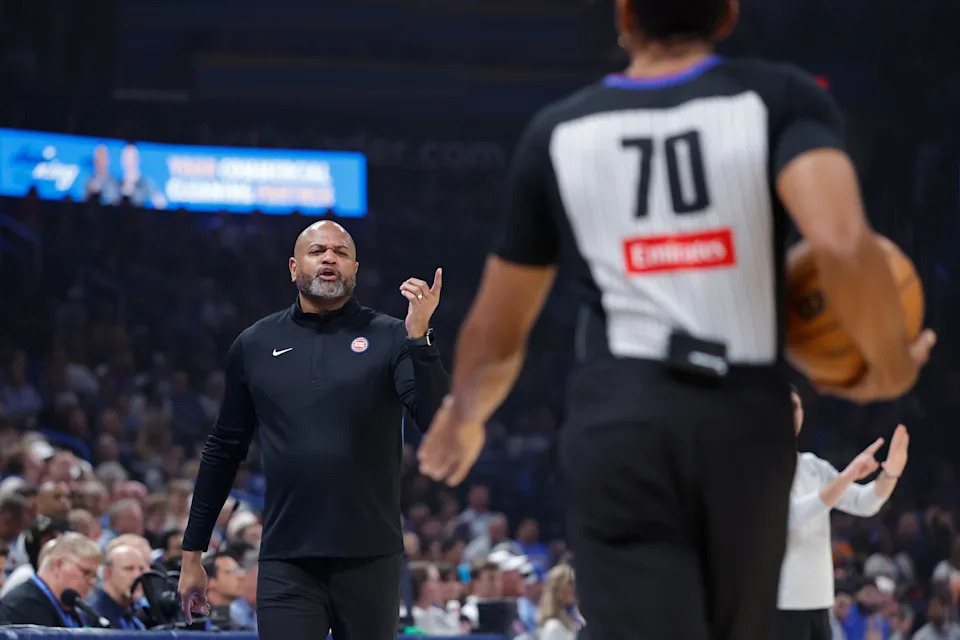 Mar 30, 2026; Oklahoma City, Oklahoma, USA; Detroit Pistons head coach J.B. Bickerstaff talks to an official after a play against the Oklahoma City Thunder during the first quarter at Paycom Center. Mandatory Credit: Alonzo Adams-Imagn Images