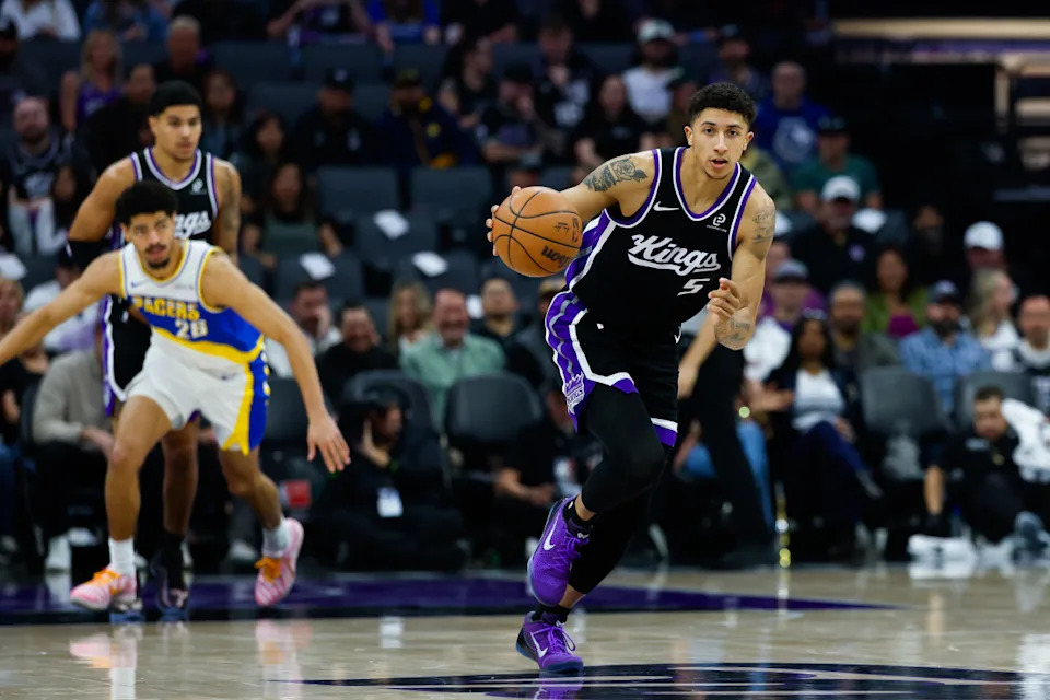 Sacramento Kings guard Nique Clifford (5)Sergio Estrada-Imagn Images