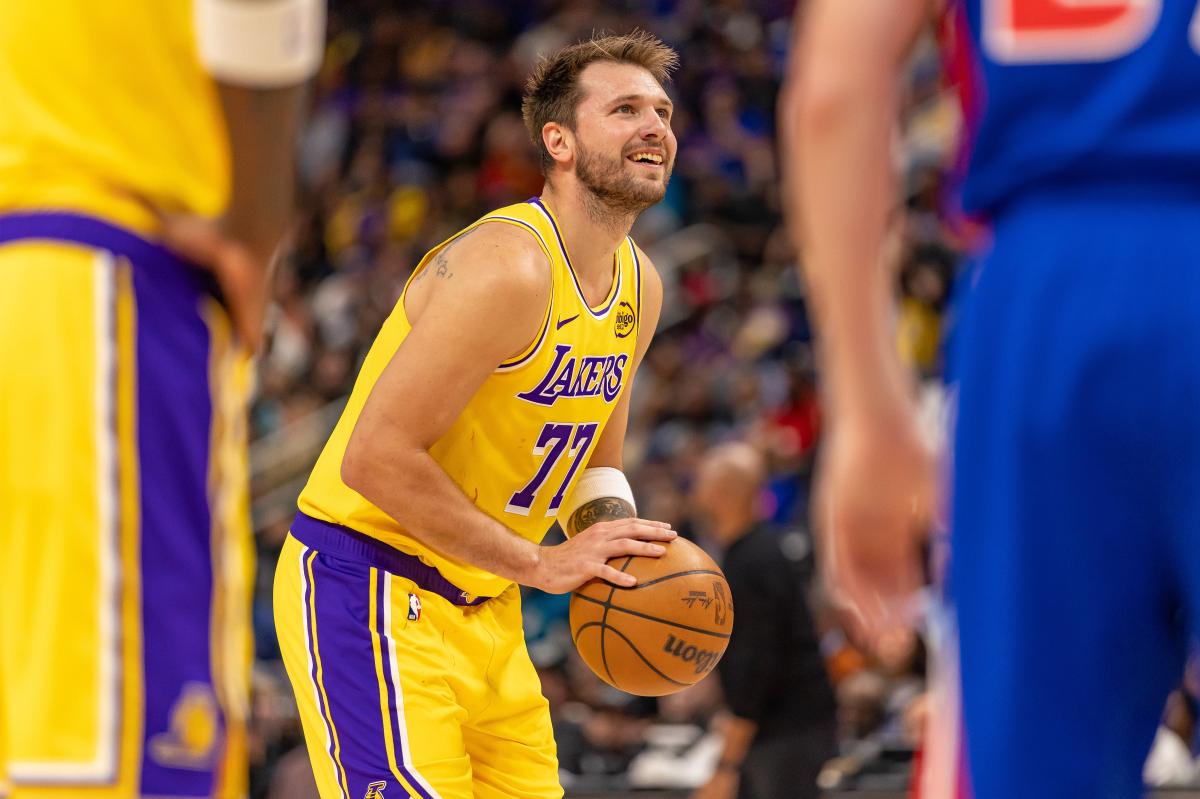 The Lakers have learned to trust each other