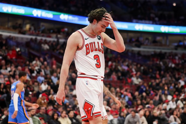 Chicago Bulls guard Josh Giddey (3) walks off the court after the Bulls called a timeout near the end of the fourth quarter against the Oklahoma City Thunder at the United Center March 3, 2026 in Chicago. (Armando L. Sanchez/Chicago Tribune)