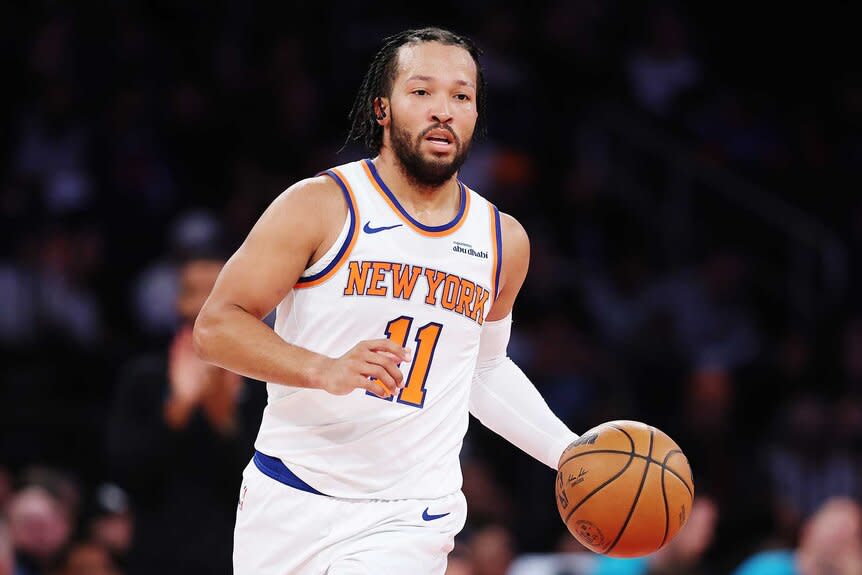 Jalen Brunson of the New York Knicks dribbling the ball.
