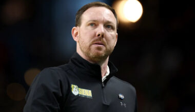 Syracuse hires program legend Gerry McNamara as new men's basketball coach