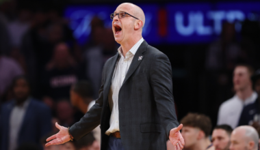 Bracketology winners and losers: UConn, Houston fumble chance at No. 1 seed