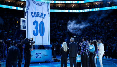 Seth Curry drops perfect Steph quip at Dell’s jersey retirement – NBC Sports Bay Area & California
