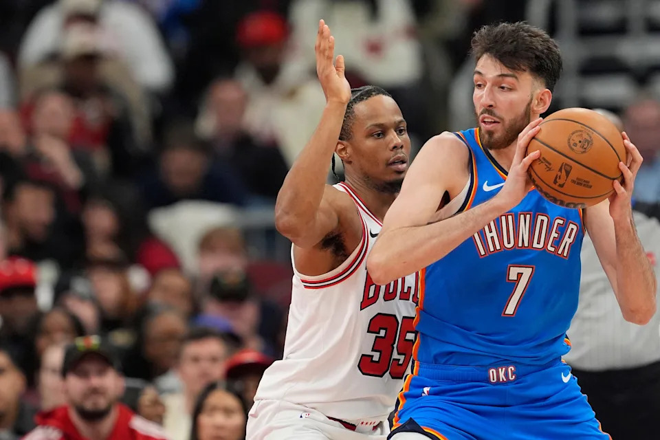 CHICAGO, ILLINOIS - MARCH 03: Chet Holmgren #7 of the Oklahoma City Thunder handles the ball against Isaac Okoro #35 of the Chicago Bulls during the fourth quarter at the United Center on March 03, 2026 in Chicago, Illinois. NOTE TO USER: User expressly acknowledges and agrees that, by downloading and or using this photograph, User is consenting to the terms and conditions of the Getty Images License Agreement. (Photo by Patrick McDermott/Getty Images)