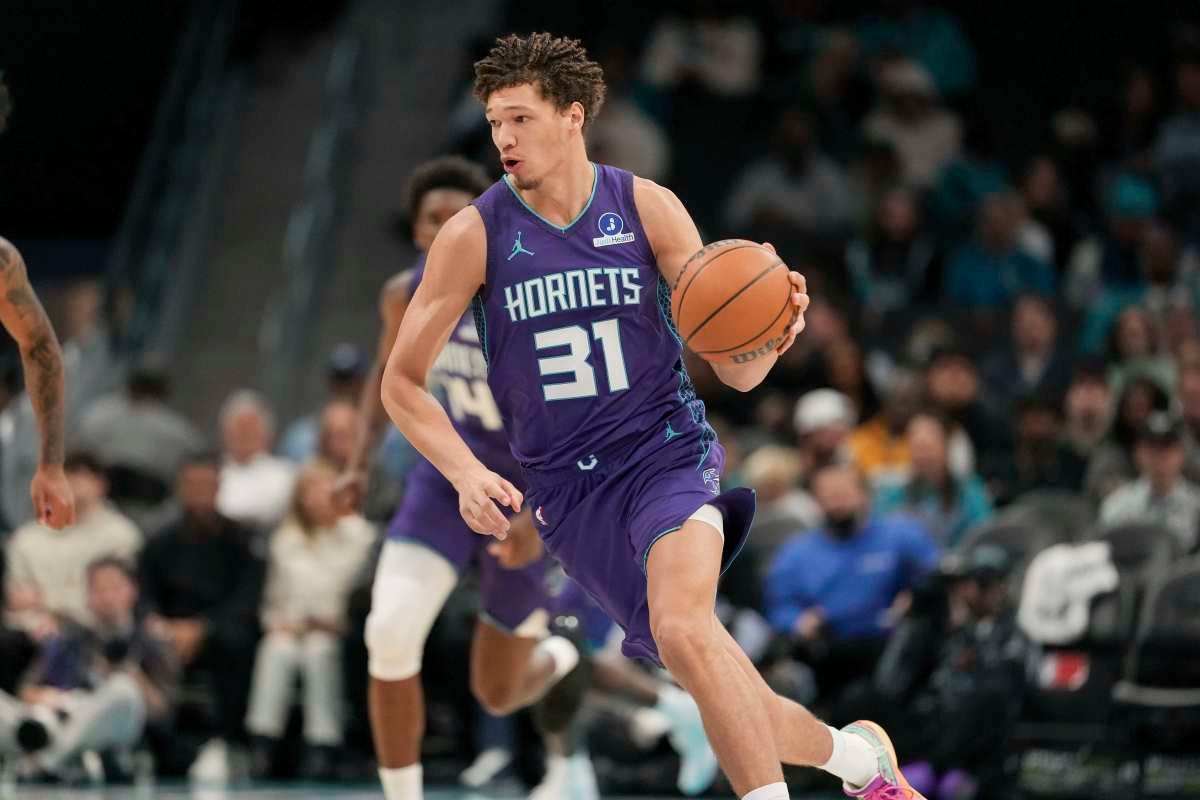 Charlotte Hornets forward Tidjane Salaun (31)Jim Dedmon-Imagn Images