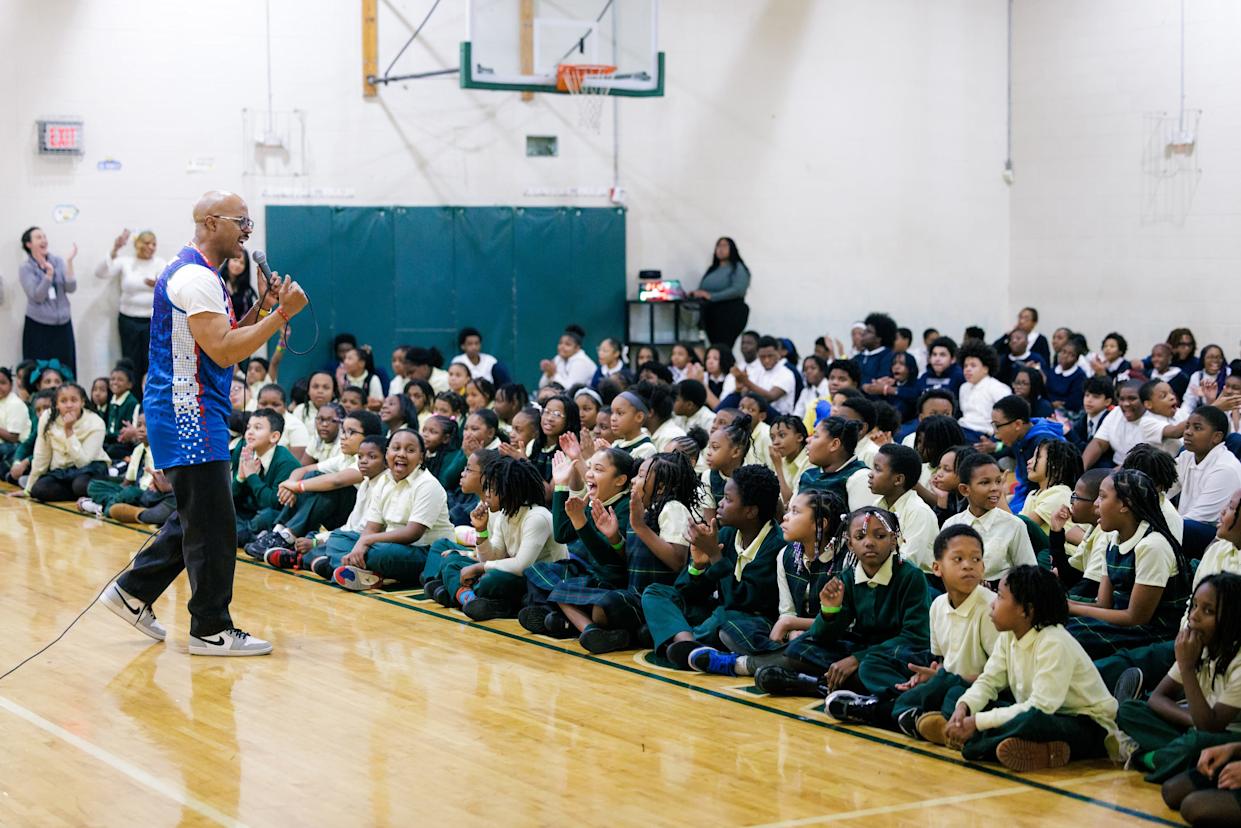 When the Motor City Cruise wanted to present a program about appropriate online behavior and the impact of cyberbullying to students at Cornerstone Jefferson-Douglass Academy in Detroit, Aaron Smith, who runs the Detroit Pistons Academy youth basketball camps, stepped forward with an inspiring message.