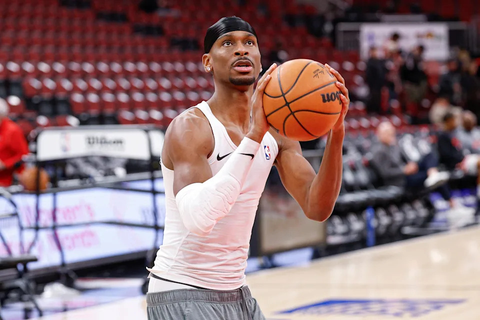 Mar 3, 2026; Chicago, Illinois, USA; Oklahoma City Thunder guard Shai Gilgeous-Alexander (2) warms up before an NBA game against the Chicago Bulls at United Center. Mandatory Credit: Kamil Krzaczynski-Imagn Images