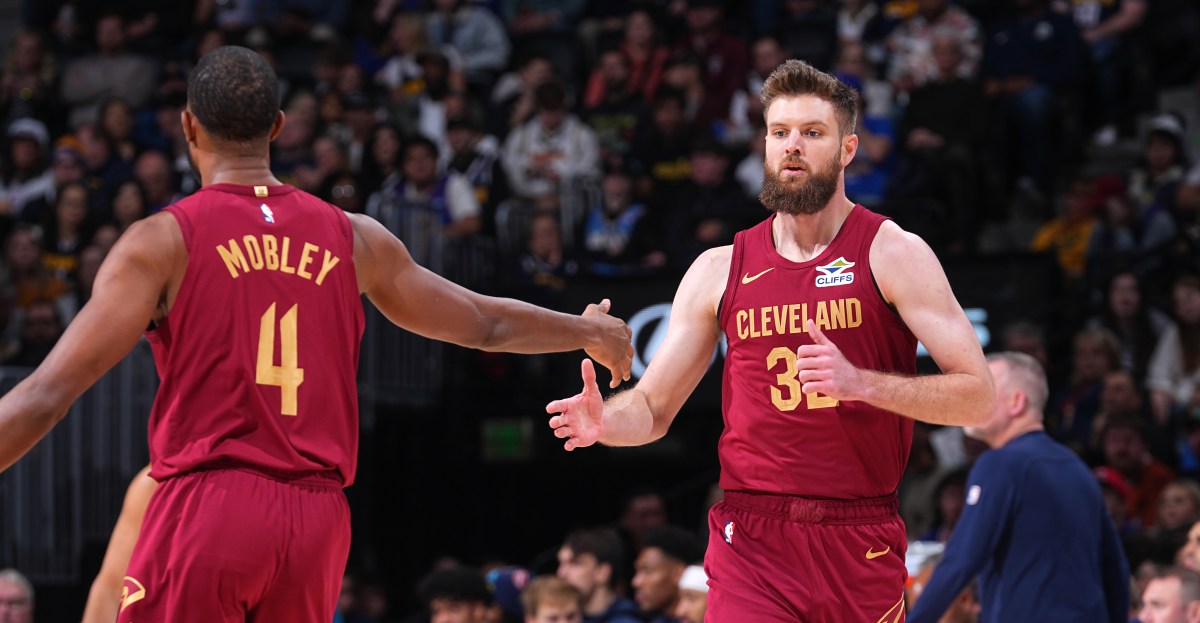 Cavs starter injured ankle in warmups before matchup against Heat
