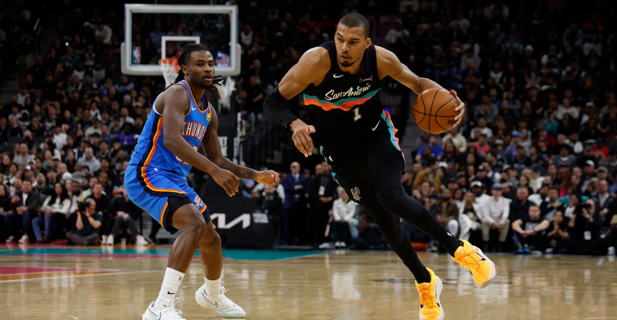 The red-hot Spurs are making a push for the top record in the league