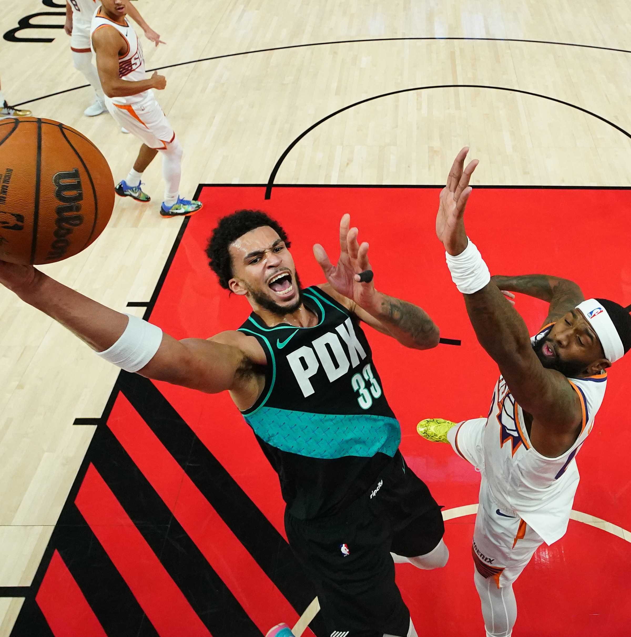 Game Thread: Suns try to keep Portland weird