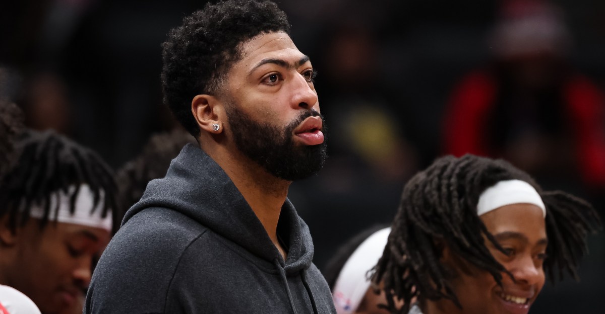 Anthony Davis cleared for individual on-court activities