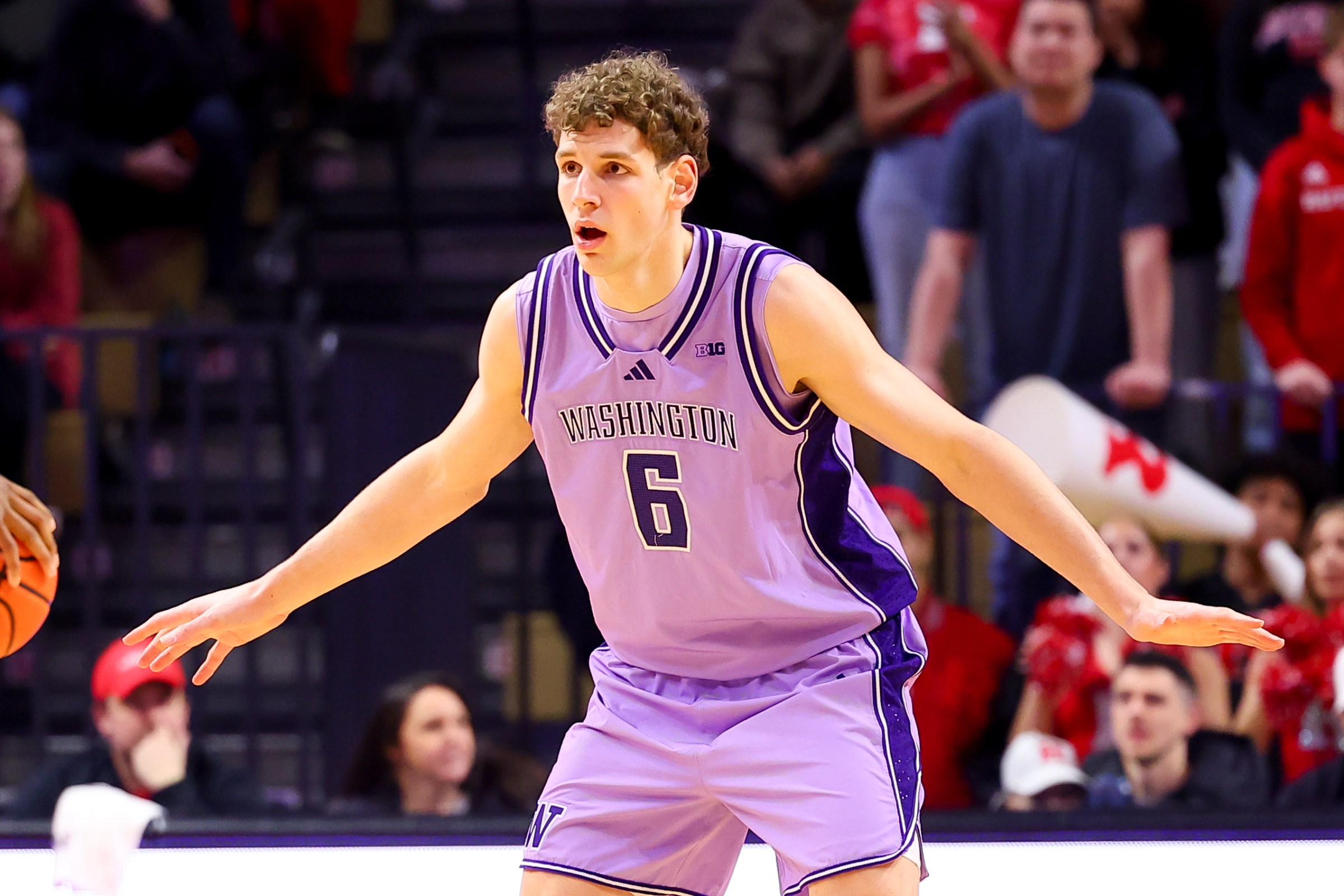 PISCATAWAY, NJ - FEBRUARY 24: Hannes Steinbach #6 of the Washington Huskies defends the ball during the game against the Rutgers Scarlet Knights on February 24, 2026 at Jersey Mikes Arena in Piscataway, New Jersey. (Photo by Rich Graessle/Icon Sportswire via Getty Images)