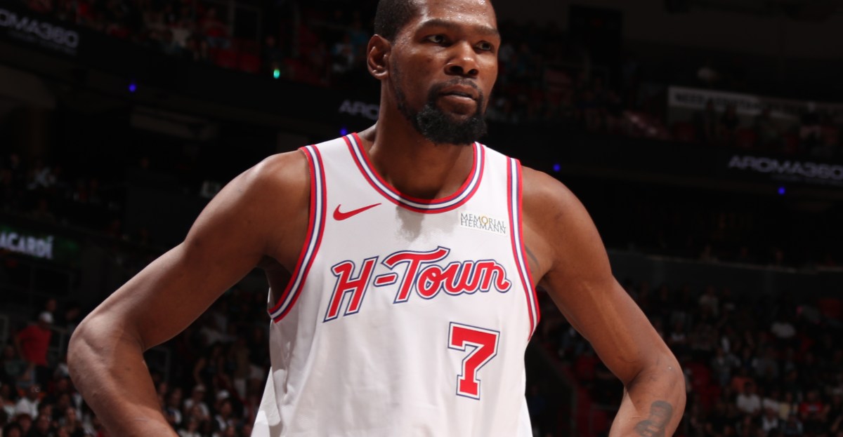 Kevin Durant enters top ten in MVP voting