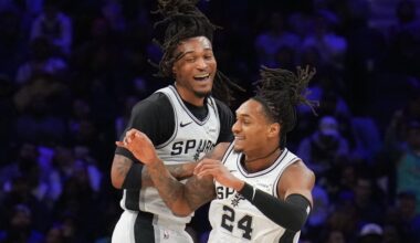 Spurs Turn Philly Trip Into Showcase, Steamroll 76ers 131-91