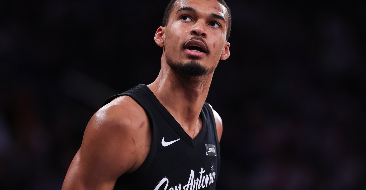 Open Thread: Victor Wembanyama only took five shots in drubbing of 76ers