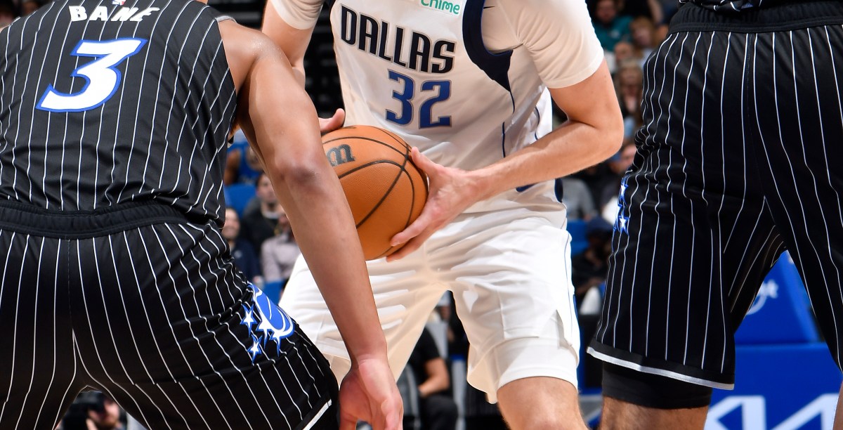 Stats Recap: 3 numbers from Mavericks 115-114 loss in Orlando