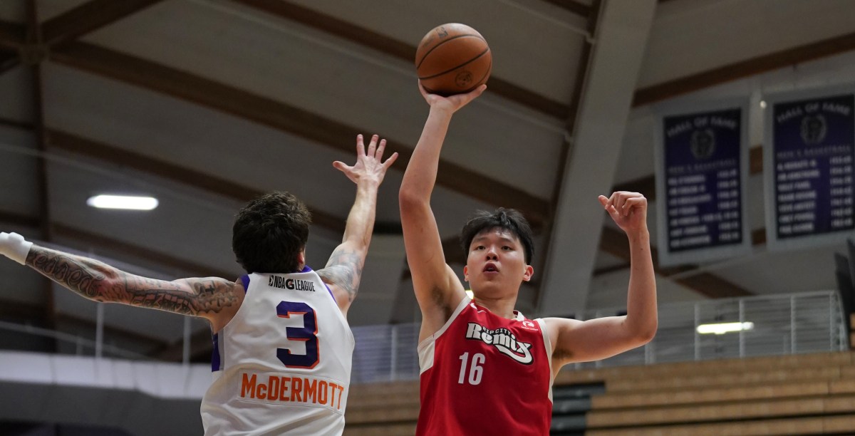 Yang Hansen, Caleb Love Help Rip City Remix Win Thriller vs Suns