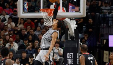 Highlights: Five Spurs score 19+ in rout of Rockets