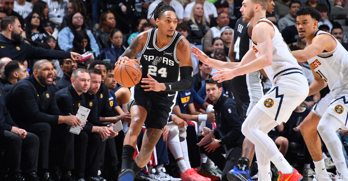 Spurs | Pounding The Rock