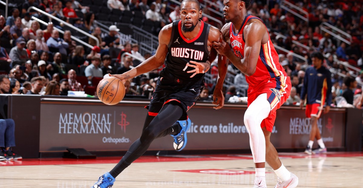 Rockets hang on to beat Pelicans 107-105