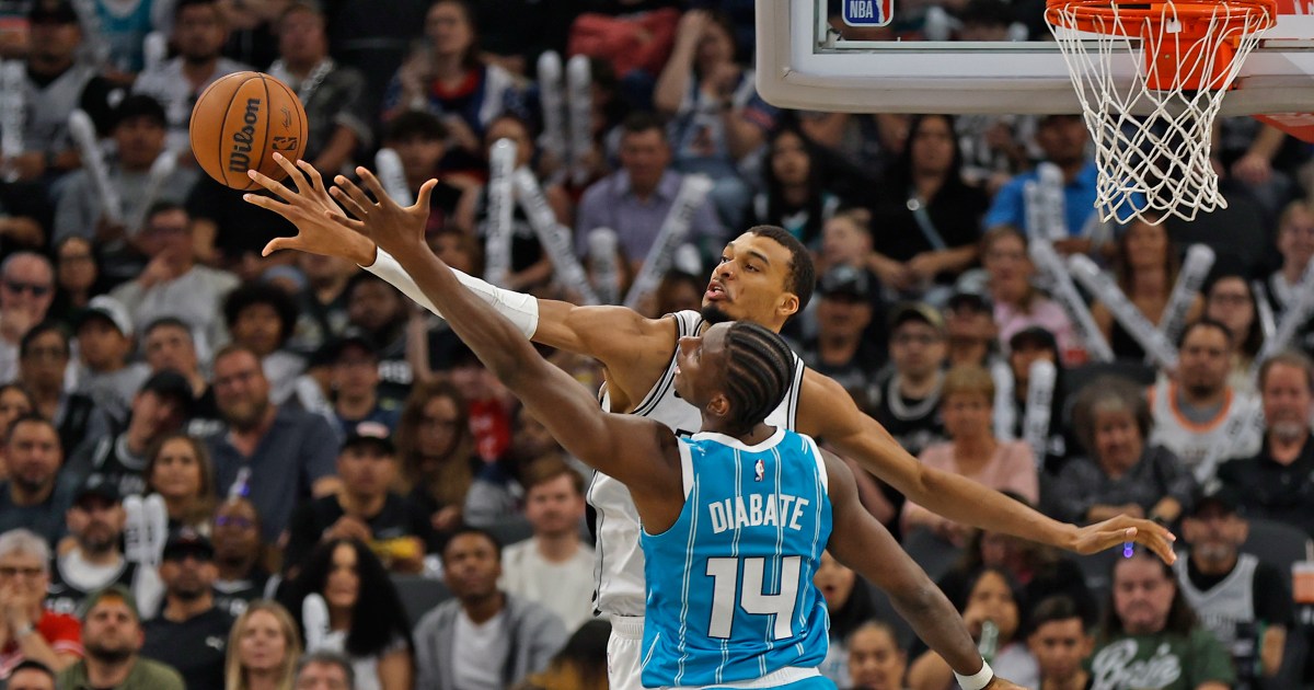 Wembanyama leads Spurs past Hornets in commanding victory