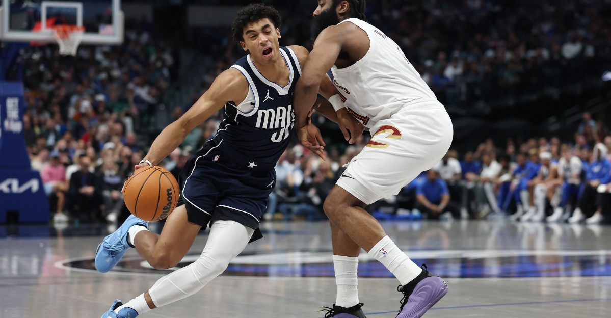 3 things as the Mavericks play the Cavs again