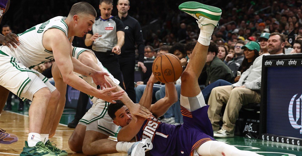 The Suns are learning a hard lesson about late game offense