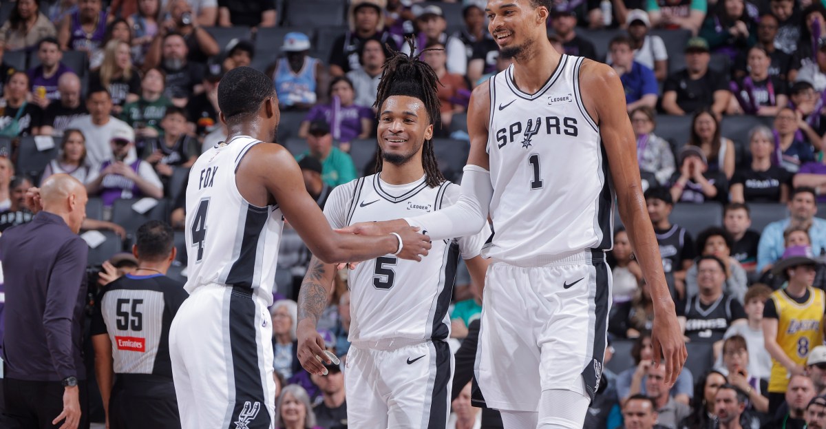 San Antonio at Sacramento, Final Score: Spurs score at will in 132-104 win