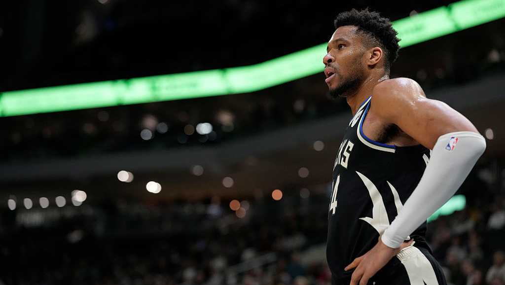 Giannis refuses Bucks' requests to be shut down