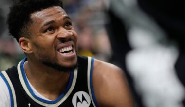 Bucks’ Giannis to miss time with injured hyperextended knee, bone bruise