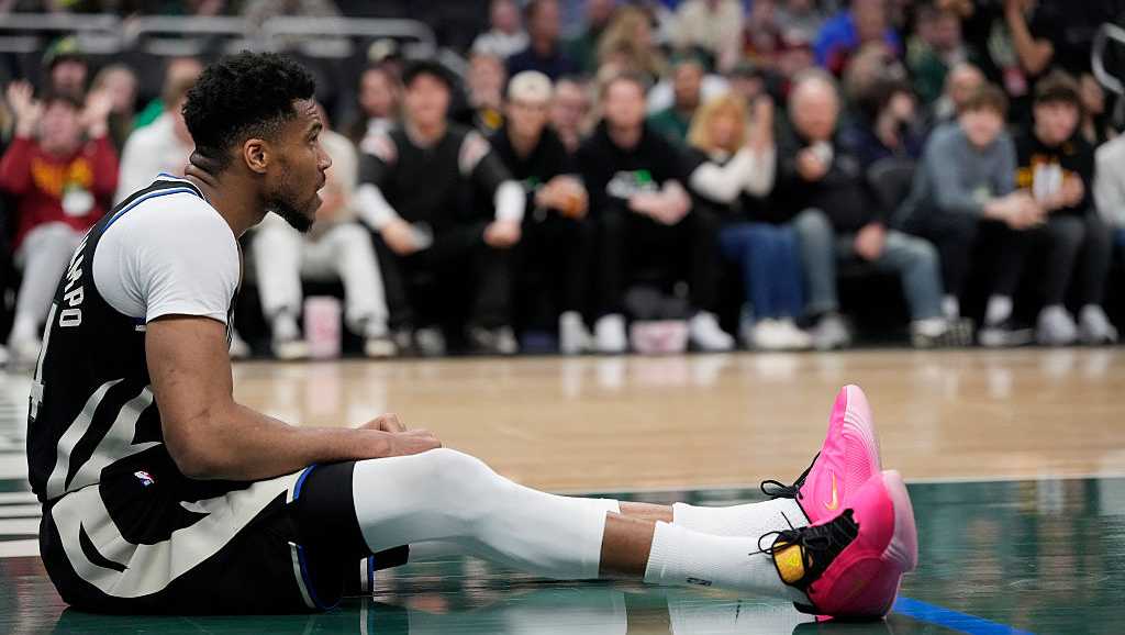 Bucks rule Giannis Antetokounmpo out vs Cavs due to injury