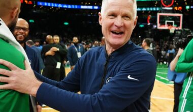 Steve Kerr reassures Toronto Blue Jays manager John Schneider