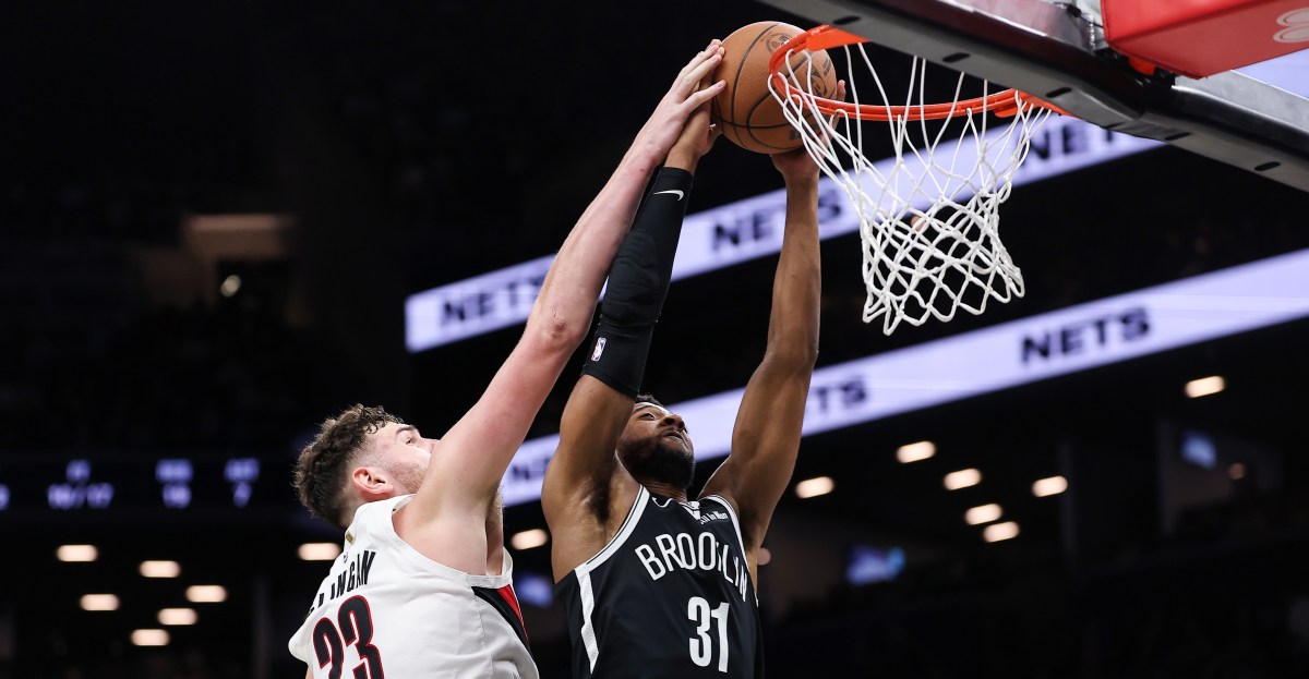 Blazers Cut Down Nets in March Blowout