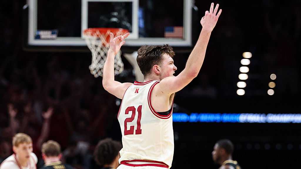 Nebraska basketball advances to its first-ever Sweet 16