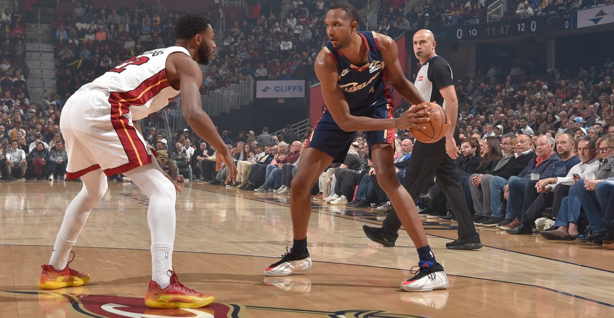 Cavs extinguish the Heat 149-128