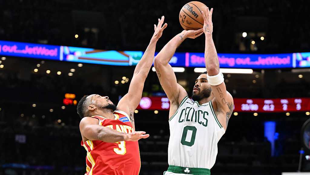 Pritchard and Tatum help Celtics beat the Hawks 109-102 without Brown