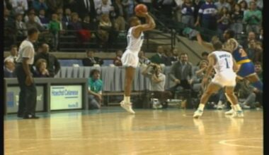 Teammates past and present cheer on Dell Curry’s legacy as Hornets retire No. 30 jersey – WSOC TV