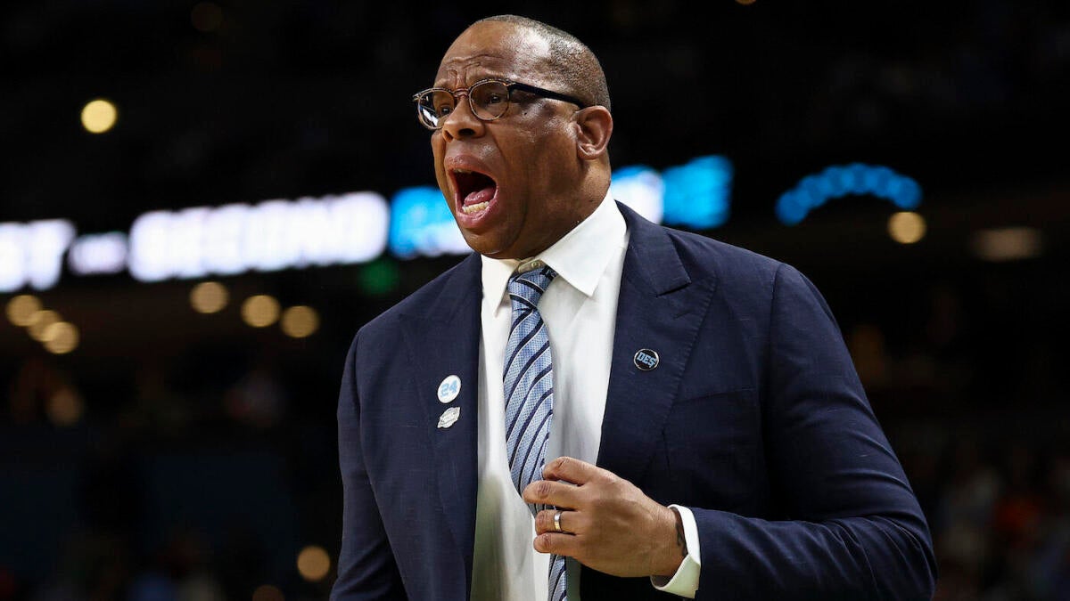 Is Hubert Davis out at UNC? Tar Heels boosters lose faith after historic loss