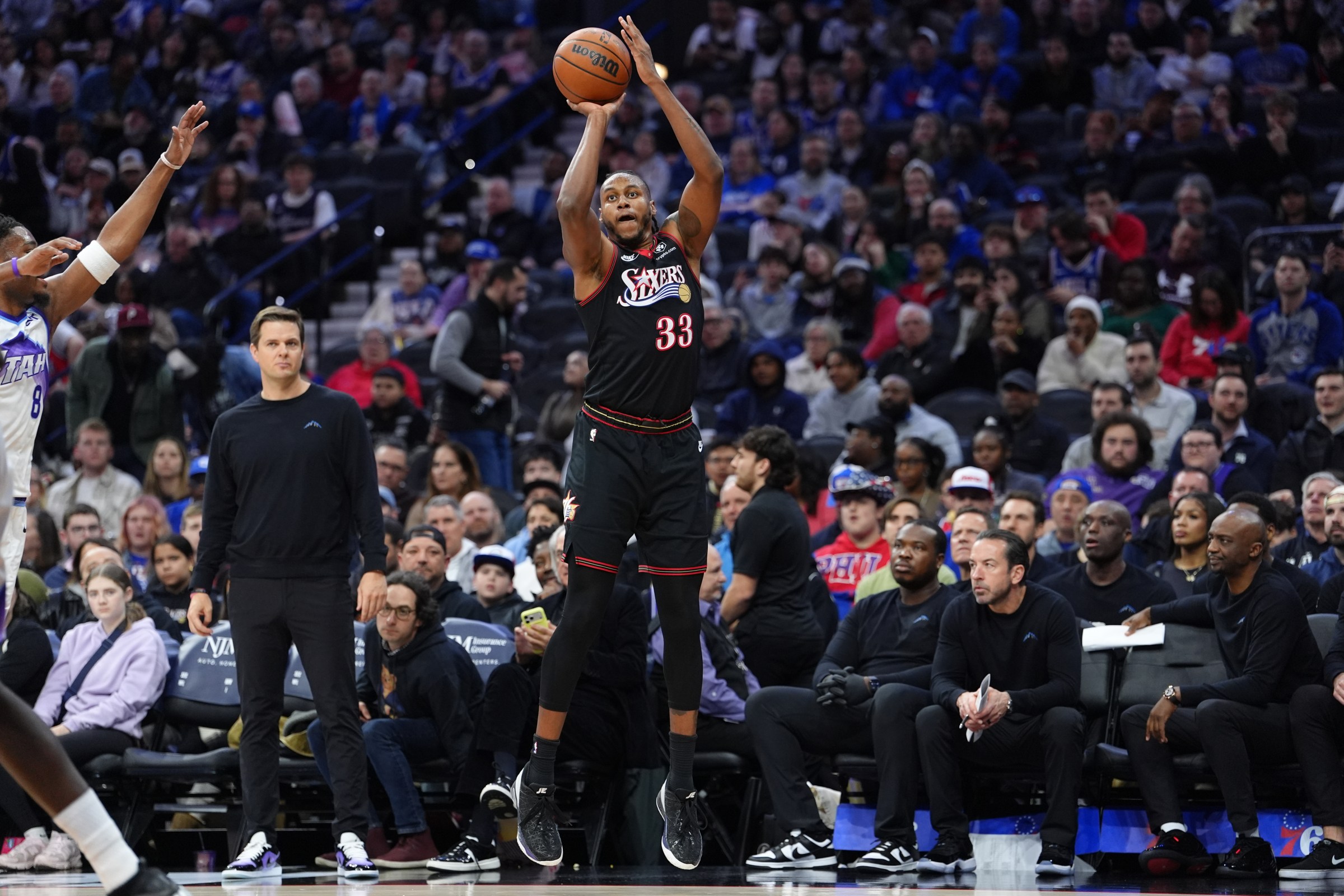 Mar 4, 2026; Philadelphia, Pennsylvania, USA; Philadelphia 76ers forward Jabari Walker (33) shoots the ball against the Utah Jazz in the second quarter at Xfinity Mobile Arena. Mandatory Credit: Kyle Ross-Imagn Images