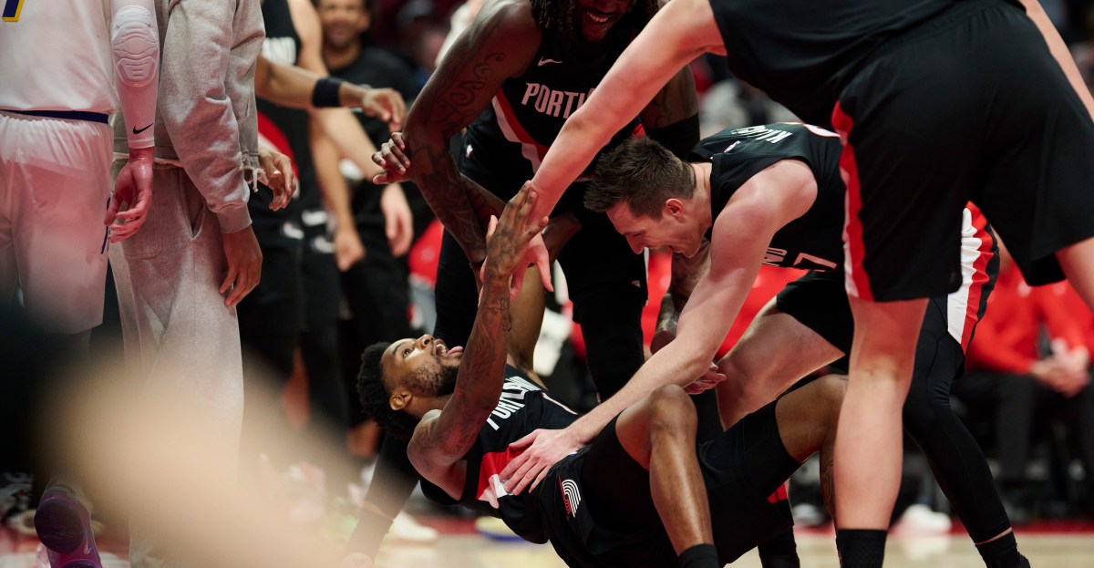 Rejoice! The Portland Trail Blazers Beat a Bad Team!