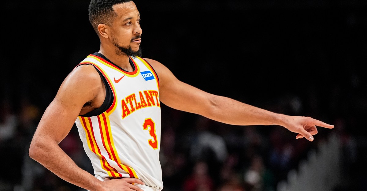 Hawks train keeps rolling through Terminus, 122-99