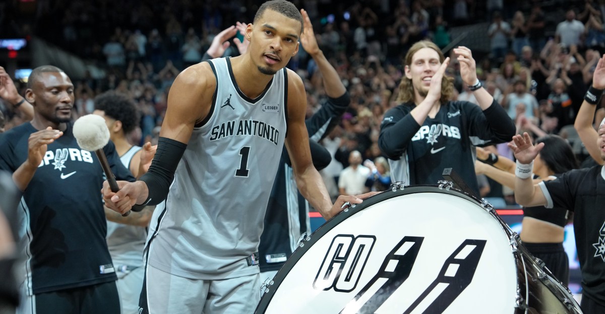 Highlights: Victor Wembanyama sinks Suns with playoff clinching game-winner