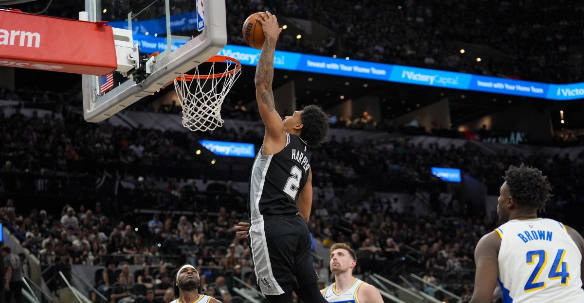 Shorthanded Spurs take care of business against bottom-dwelling Pacers