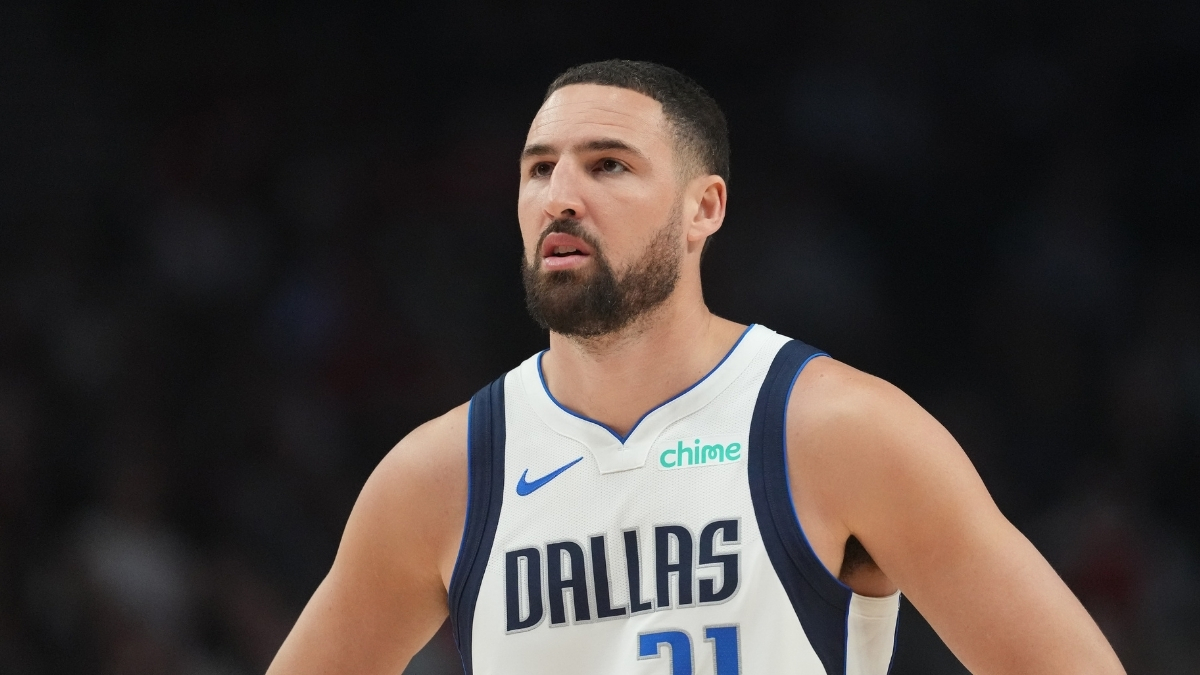 Klay Thompson (#31) of the Dallas Mavericks during the first half against the Portland Trail Blazers at Moda Center, the night he set the franchise record for bench three-pointers.