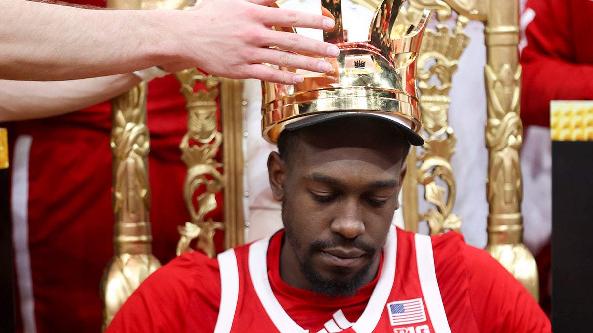 Juwan Gary wears the crown