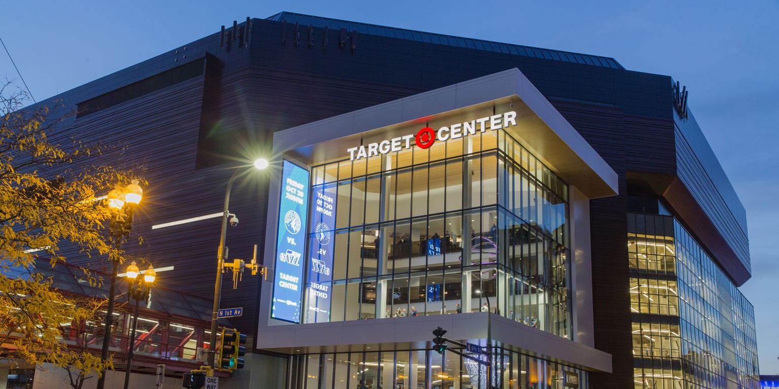 Cold-shooting Wolves drop Saturday home game to Pistons 109-87