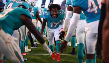 Examining Broncos' Super Bowl window after Jaylen Waddle trade