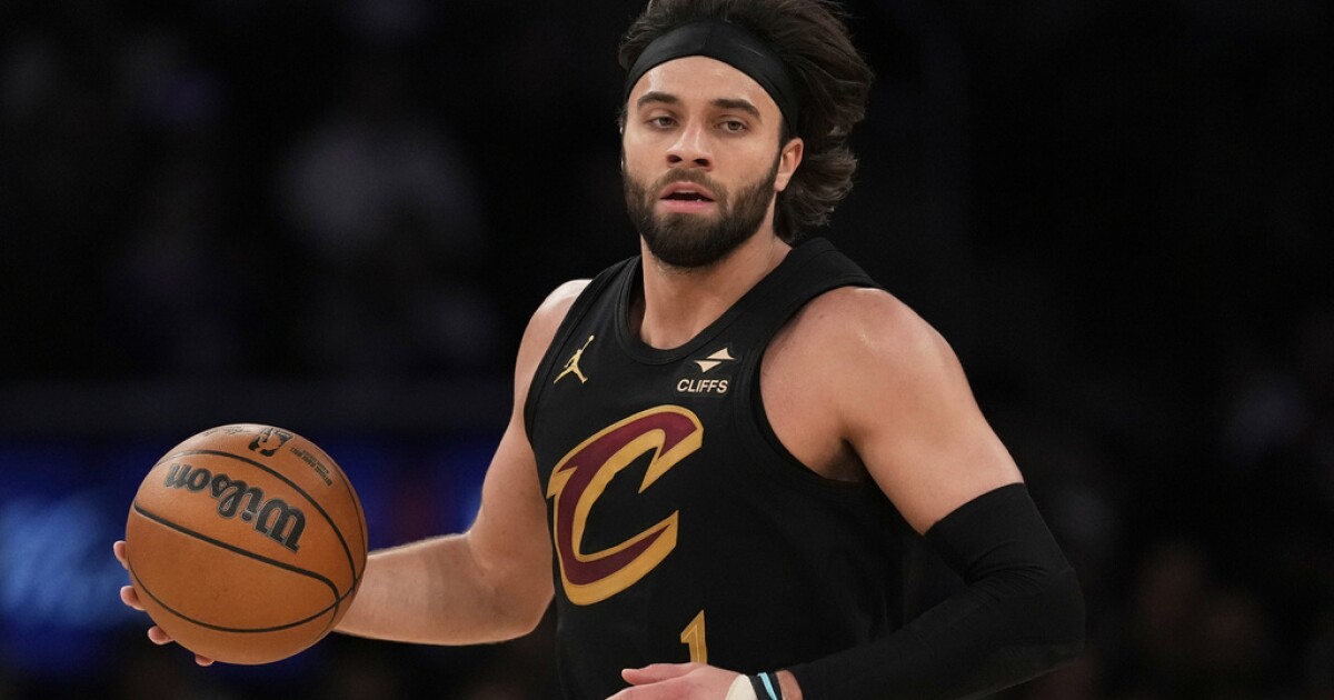 Max Strus set to debut Sunday night against Mavericks following foot injury